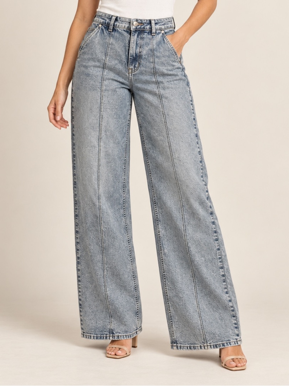 Michael Kors Carmen Wide Leg Jeans Size 8 Super High Rise Light Wash